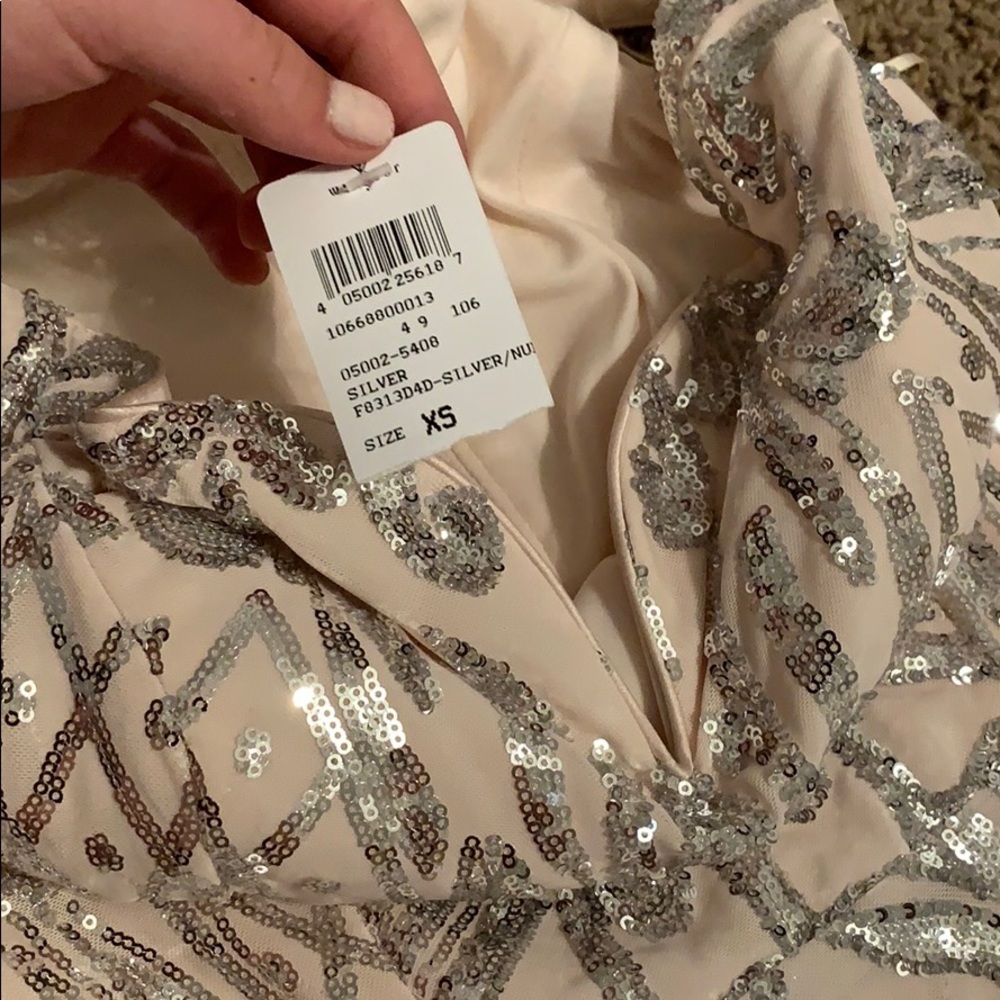Prom dress - Picture 5 of 6